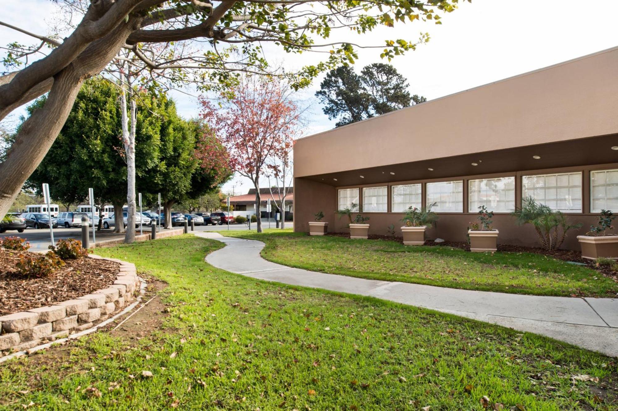 Courtyard By Marriott Oxnard/Ventura Hotel Exterior foto