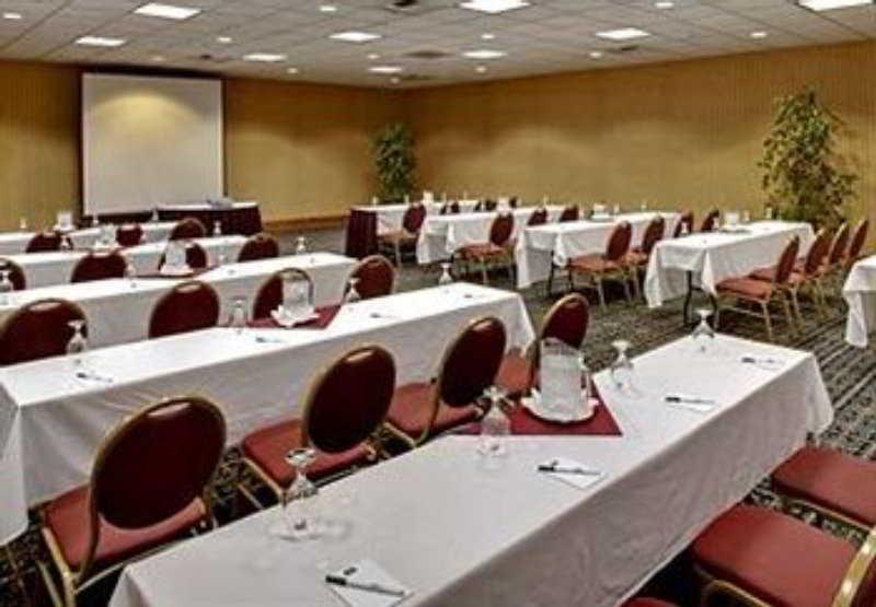 Courtyard By Marriott Oxnard/Ventura Hotel Instalações foto