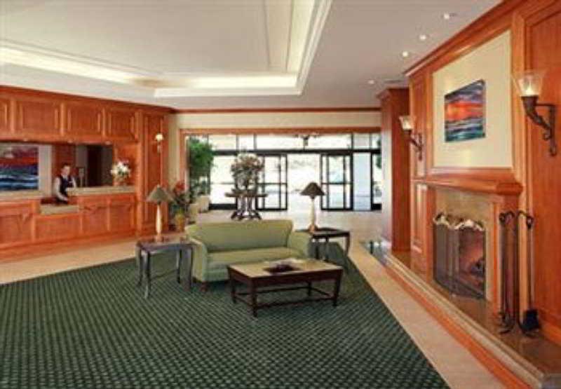 Courtyard By Marriott Oxnard/Ventura Hotel Interior foto