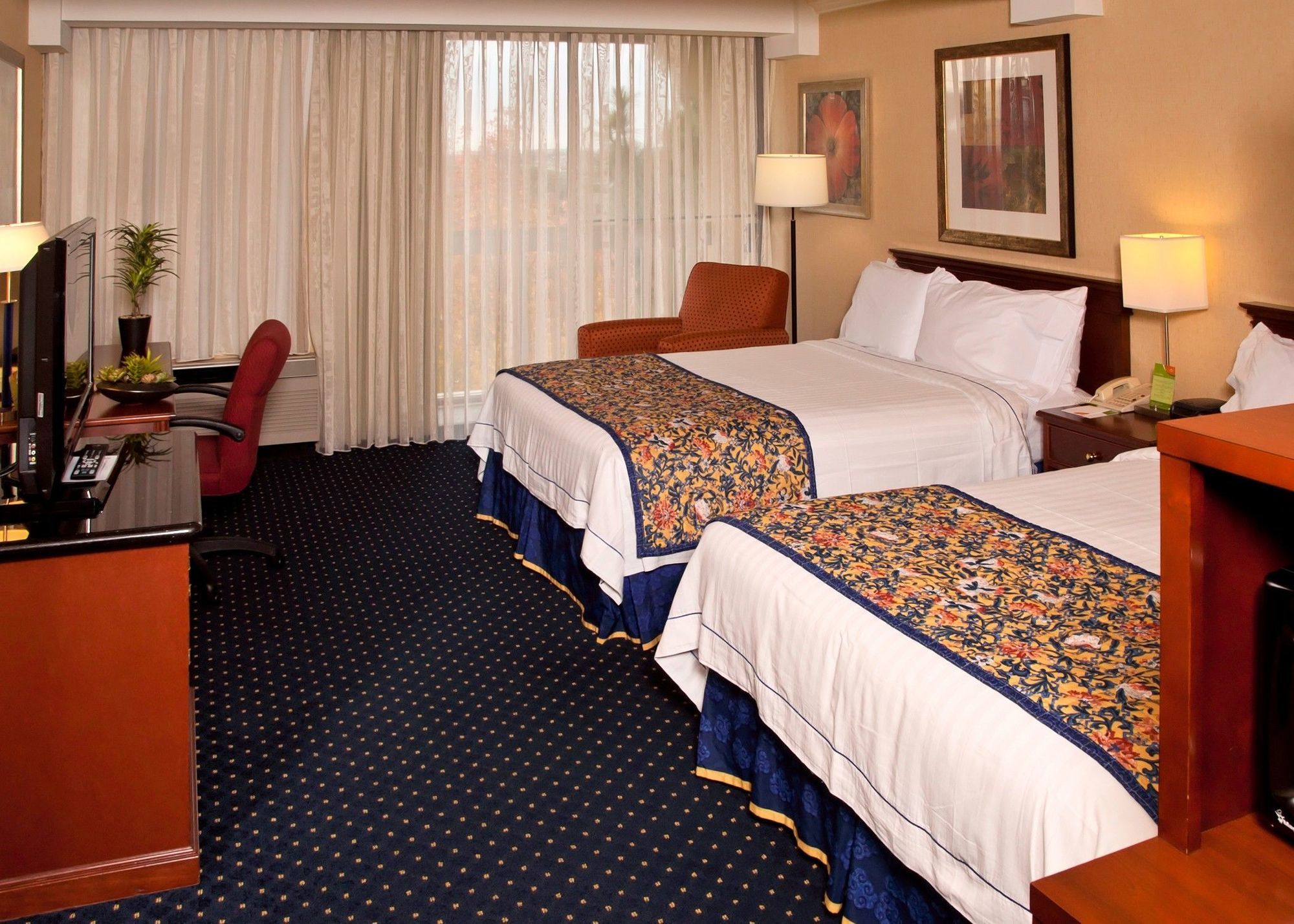 Courtyard By Marriott Oxnard/Ventura Hotel Exterior foto
