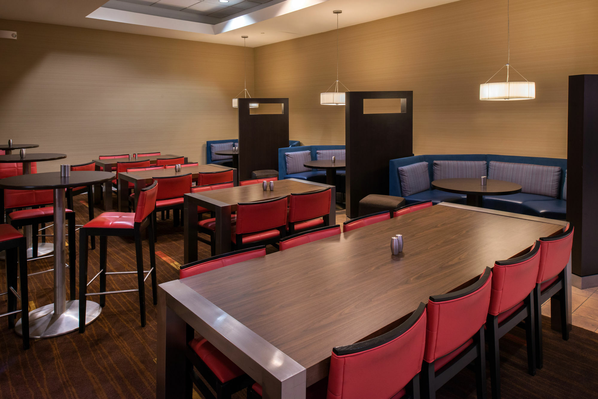 Courtyard By Marriott Oxnard/Ventura Hotel Exterior foto